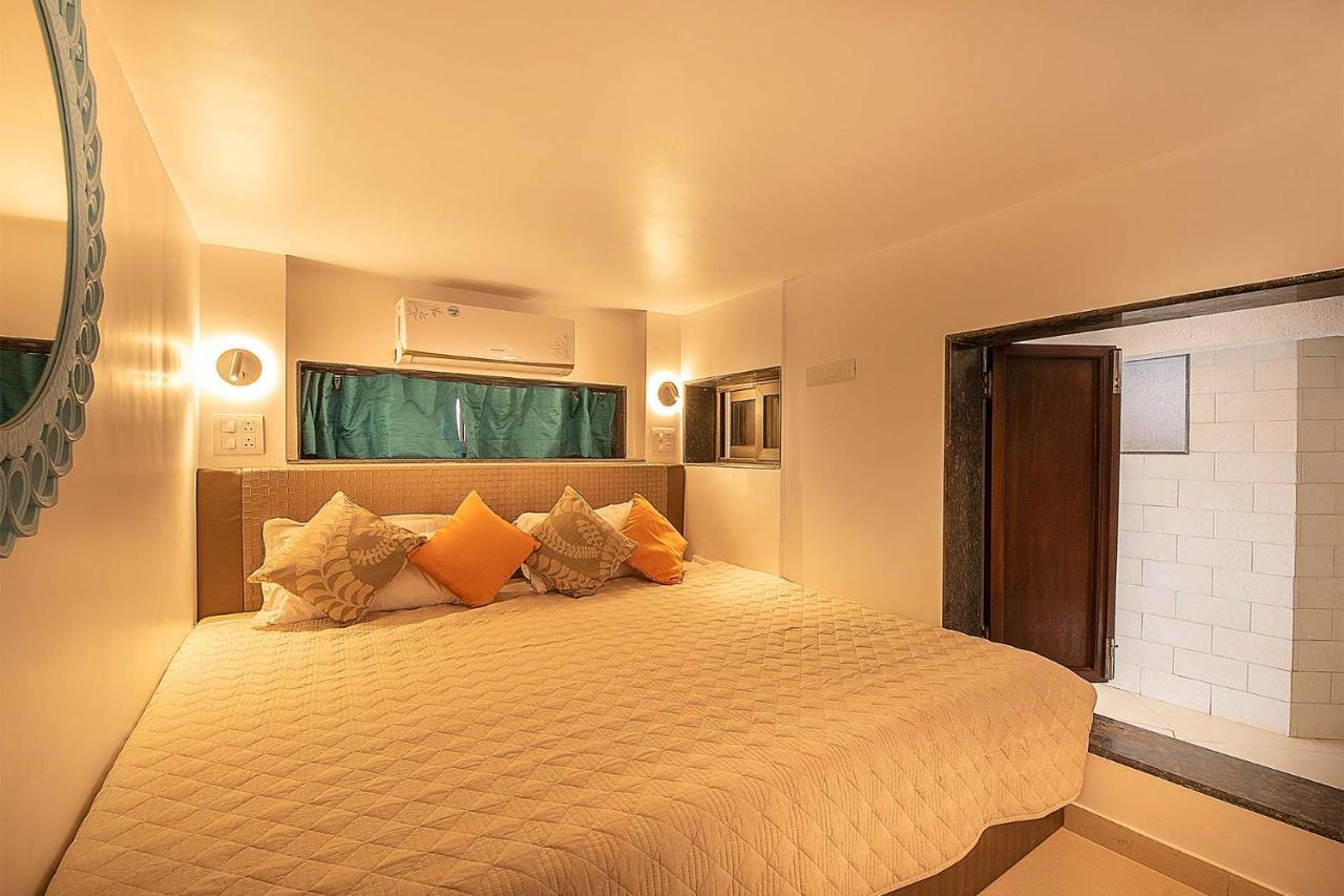 Casamo Silver Oak By Stayvista - Overlooking A Lake & Valley, Lush Green Lawns, & A Private Pool Mahabaleshwar Luaran gambar